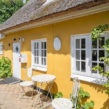 Charming In Samso With 1 Bedroom *