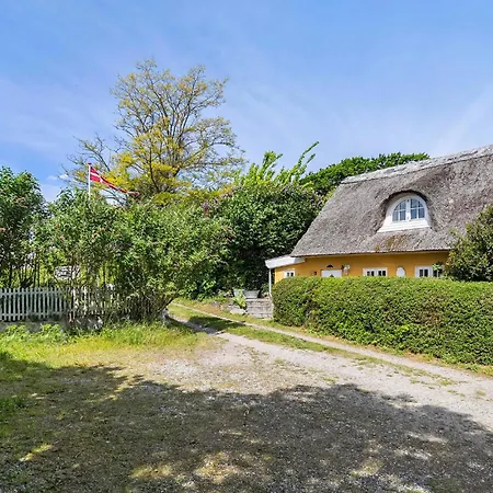 Charming In With 1 Bedroom * Samsø