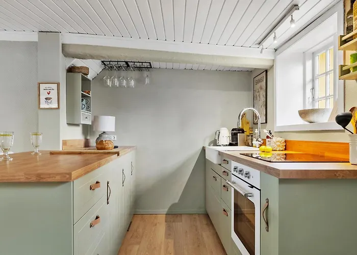 Charming In With 1 Bedroom * Samsø