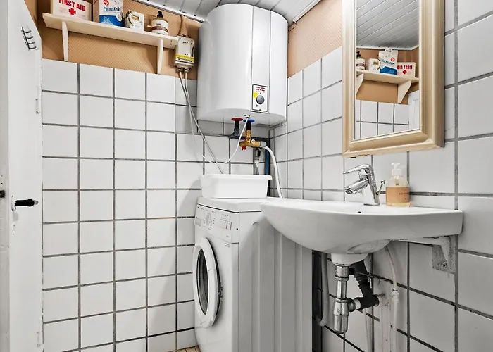Charming In With 1 Bedroom *